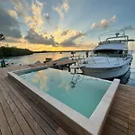 Casa Manola Beautiful House Beachfront